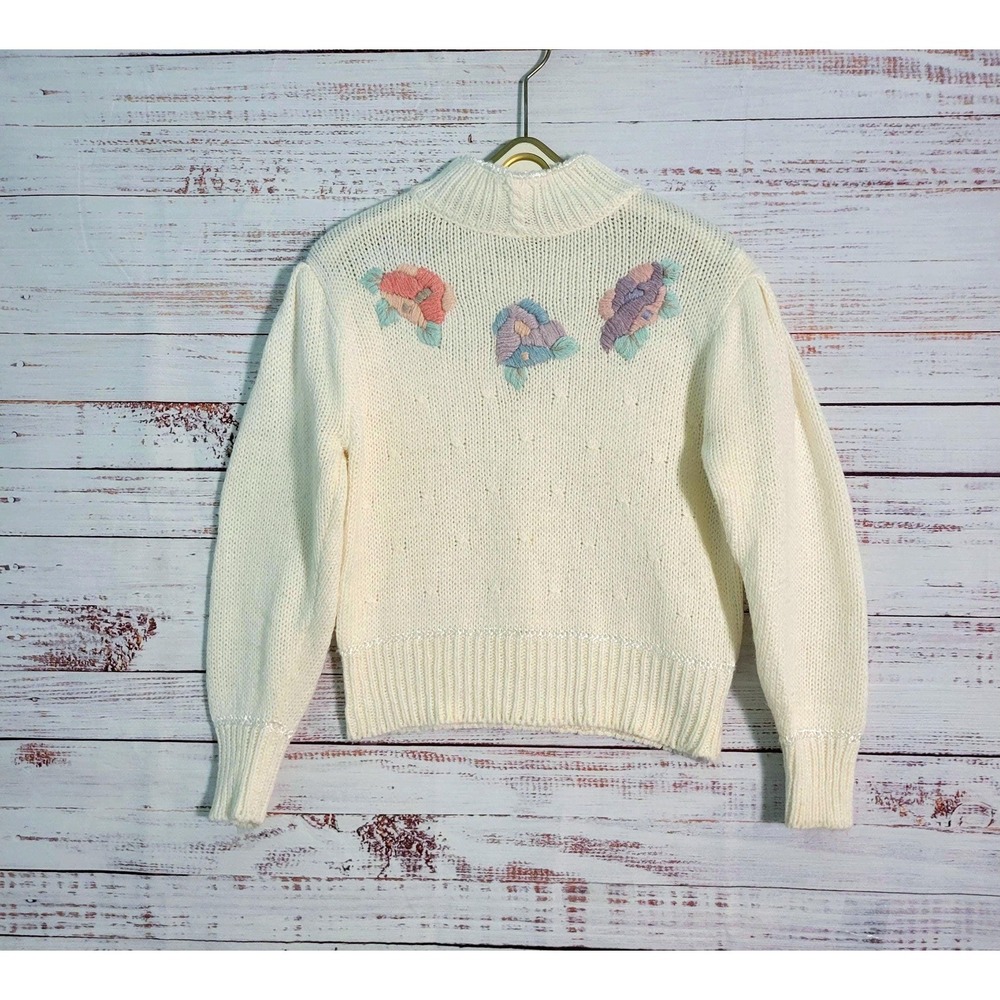 Grannycore Cream Knit Mock Neck Sweater Size M Pastel Rosette Floral Embroidery